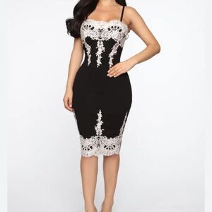 Bodycon‎ Black and ivory Lace Dress back exposed zipper mini dress Sz M